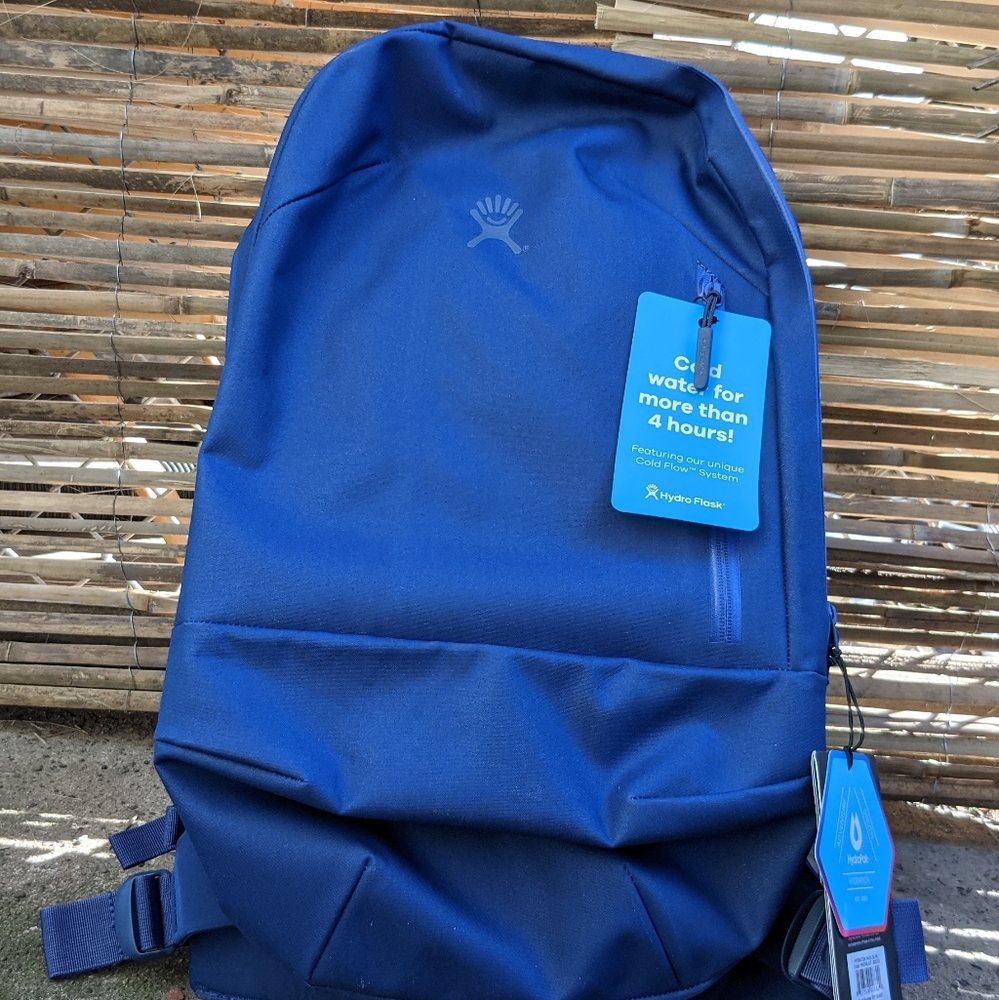 20L HydroFlask Day Pack